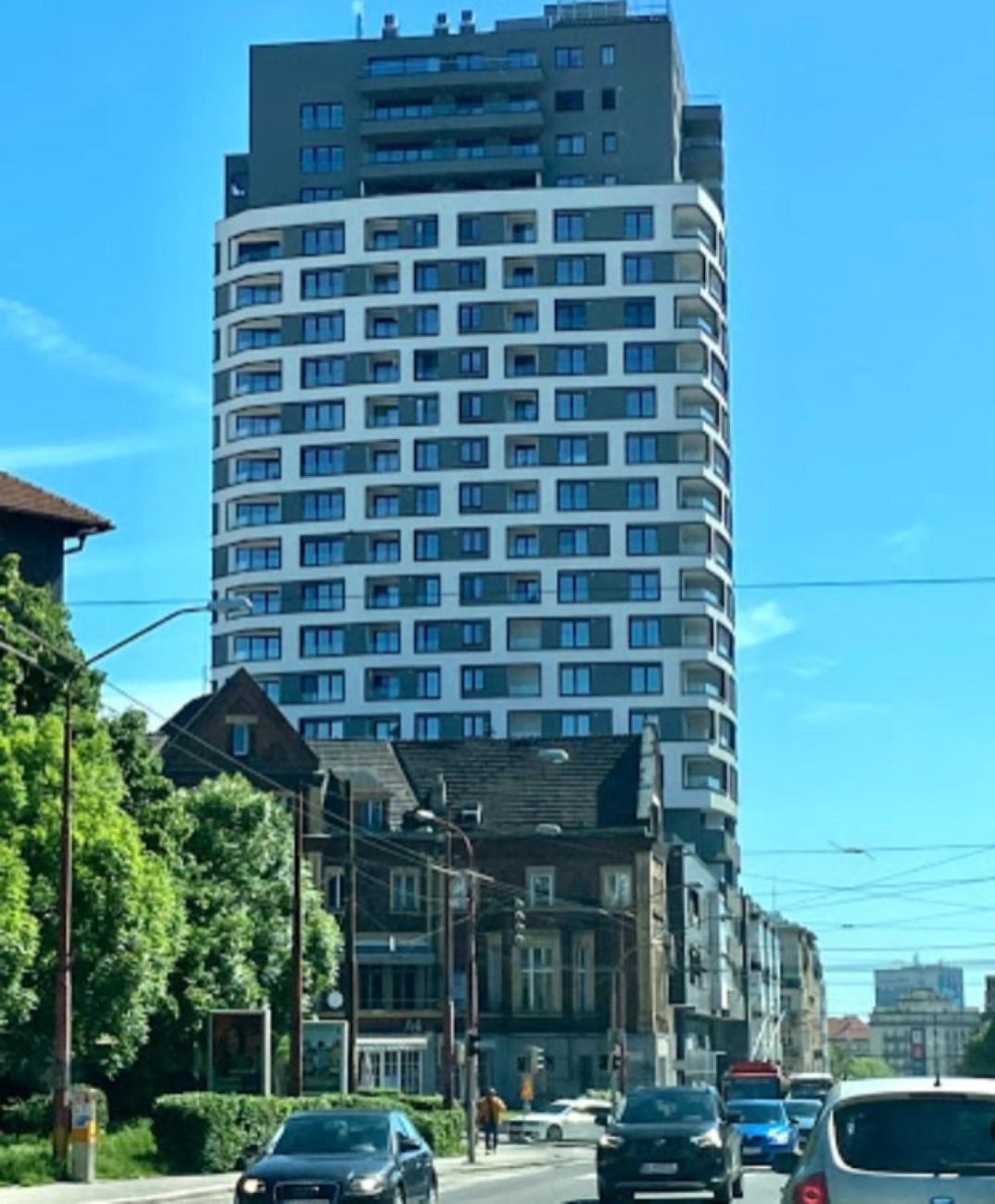 Schanz - Quietly Oriented - Private Parking - Balcony Bratislava Extérieur photo